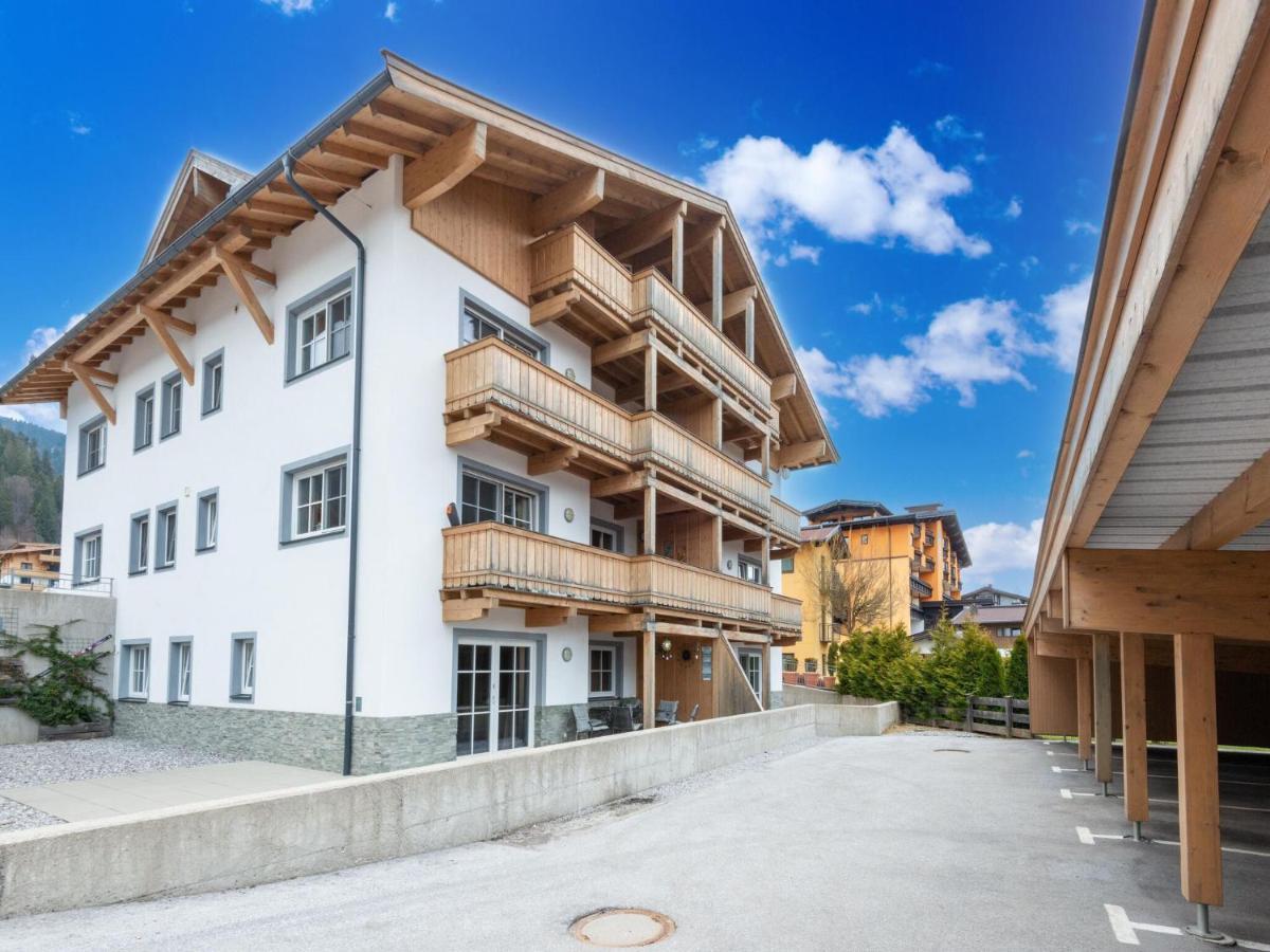 Luxury Penthouse With Balcony Ski Storage Carport Lift Apartamento Brixen im Thale Exterior foto