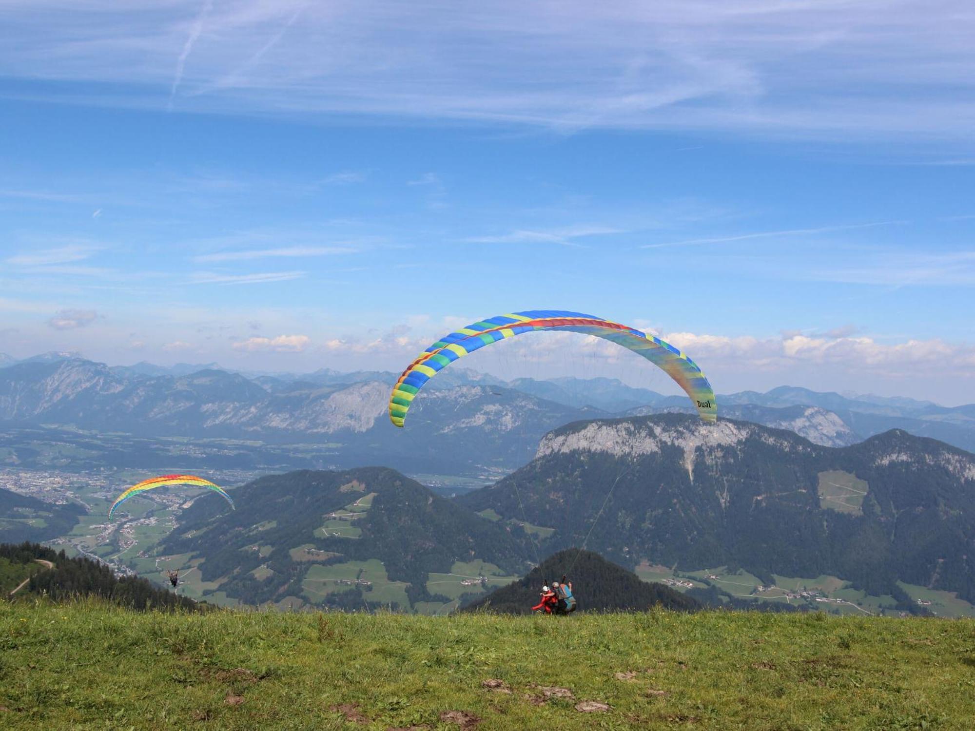 Luxury Penthouse With Balcony Ski Storage Carport Lift Apartamento Brixen im Thale Exterior foto